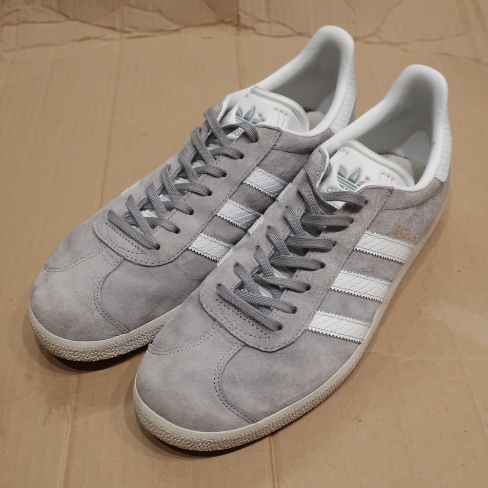 Women’s Adidas Gazelle Sneakers